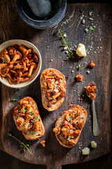 Vegetarian Toast with chanterelles, thyme and parmesan cheese