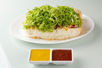 salad with tuna