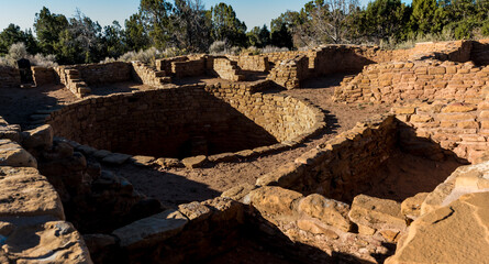 Obraz premium Kiva Inside The Adobe Brick Walls of The Pipe Spring House, Mesa Verde National Park, Colorado, USA