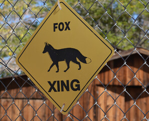 Red Fox warning sign for small pets in the countryside of Utah