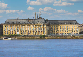 Fototapeta na wymiar View of Place De La Bourse from the other side of Garonne River, Bordeaux, France