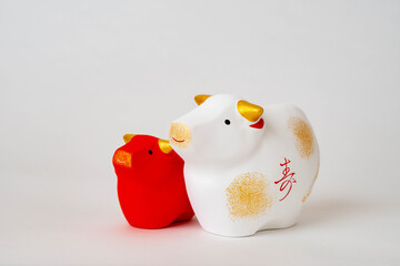 可愛い牛の置物