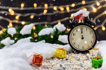 Fototapeta na wymiar Merry christmas gift box snowy night background