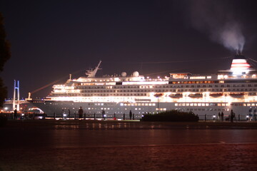 Fototapeta premium 横浜みなとみらい 赤レンガ倉庫の夜景