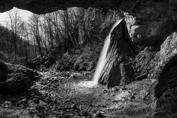 Kot Falls in Spring. Italy in Black and White © Nicola Simeoni