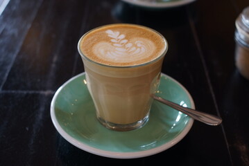 カフェ　カフェラテ