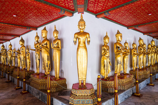 Row of Buddha images at Wat Pho, Bangkok, Thailand.