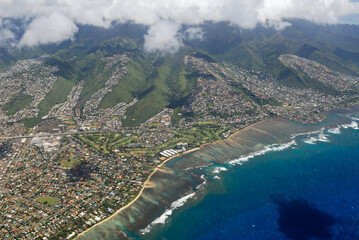 Obraz premium Arial view of Kahala and Maunalua Bay Oahu
