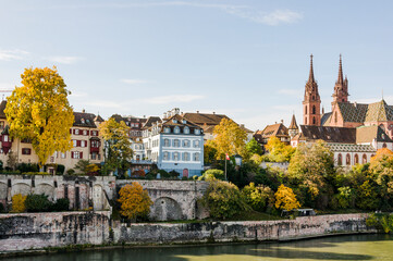 Basel, Münster, Pfalz, Rhein, Altstadt, Grossbasel, Kirche, Altstadthäuser, Herbst, Herbstsonne, Herbstfarben, Basel-Stadt, Stadt, Schweiz