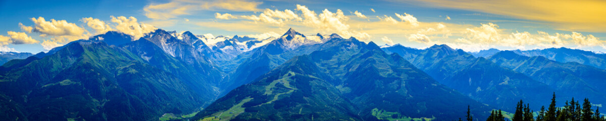 Fototapeta premium view from Schmitten mountain in Austria - near Zell am See