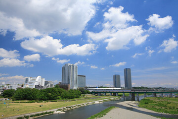 Fototapeta premium 多摩川と二子玉川再開