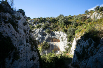 Ruta del abrigo de Chimiachas en la sierra de Guara. 