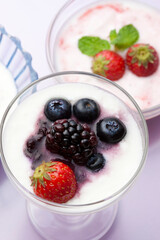 ミックスベリーヨーグルト
