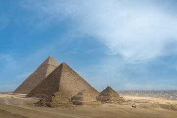 The Pyramids of Khafre and Khufu, Giza Necropolis (Unesco World Heritage List, 1979), Egypt. Egyptian civilisation, Old Kingdom, Dynasty IV.