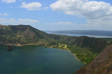 Hiking on the Taal Volcano island and on the Chocolate Hills of Bohol in the Philippines