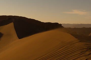 Fototapeta na wymiar sand dunes in the desert