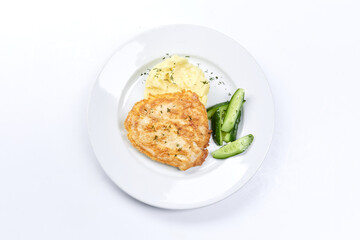 chicken with mashed potato and vegetables