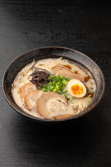 熊本風とんこつラーメン