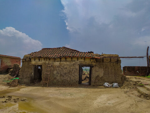 Abandoned House In The Village Of Uttar Pradesh India