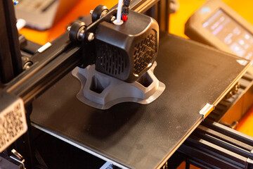 Fototapeta na wymiar 3D printer work