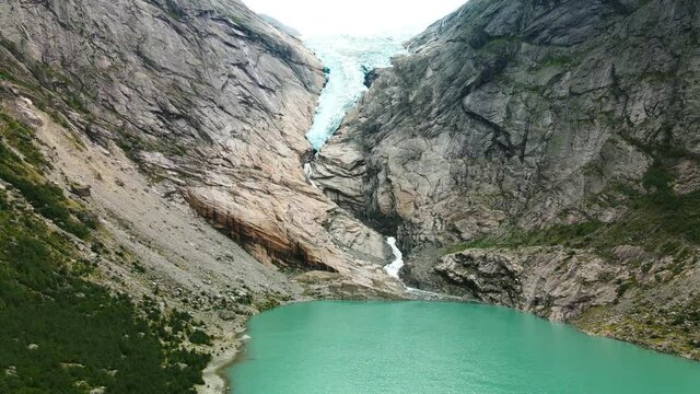 Briksdalsbreen glacier arm of Jostedalsbreen, Briksdalsbre, Norway