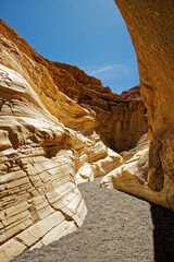 mosaic canyon in death valley