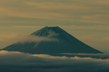 Fototapeta na wymiar 櫛形山からの富士山