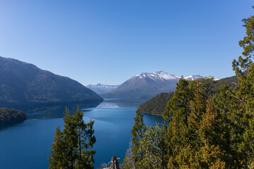 Vista del Parque Nacional Nahuel Huapi, Lago Mascardi, San Carlos de Bariloche, Patagonia, Argentina. 