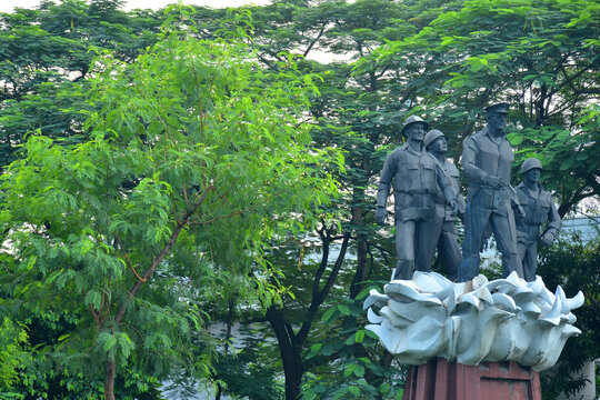 General Douglas MacArthur Monument In Manila, Philippines