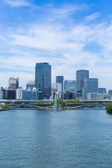 中之島とビル群