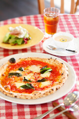 ピザ　マルガリータ