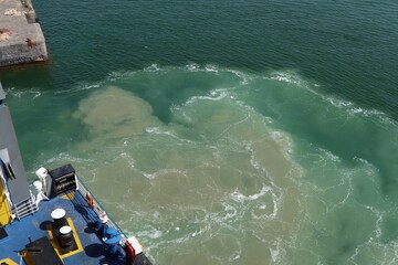 Catania - Moto ondoso durante l'attracco