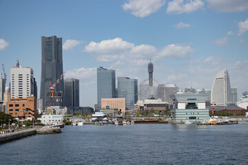 氷川丸から見渡す横浜港