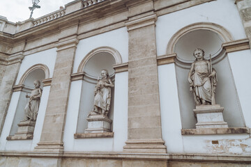 Obraz premium detail of the facade of the cathedral of st mary