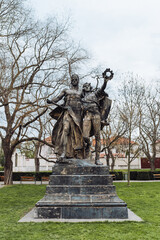 Obraz premium monument to the soldier