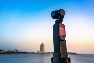 Camera to capture city landscape