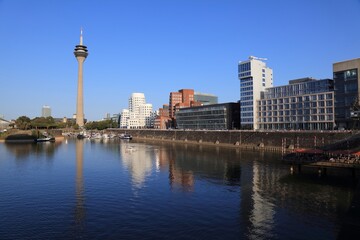 Fototapeta na wymiar Dusseldorf city skyline, Germany