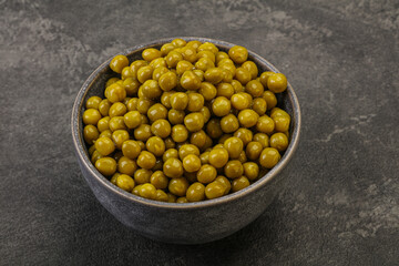 Marinated green pea in the bowl
