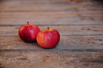 
Apples on a wooden table
