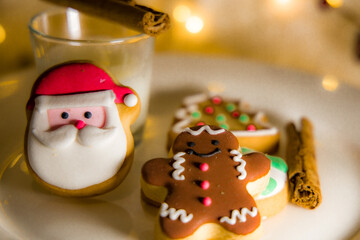 Fototapeta premium A Santa Claus gingerbread cookies and snowman
