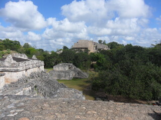Fototapeta na wymiar The Mayan temple ruins of Coba and Tulum on the Yucatan Peninsula in Mexico