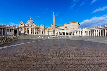 Roma piazza semi lockdown