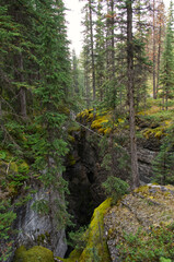 Fototapeta premium Maligne Canyon on a Smoky Day
