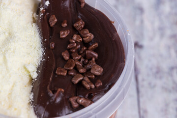 Cake in the pot with brigadier and powder milk and chocolate. Delicious