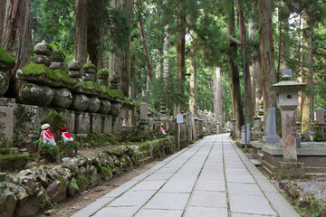 奥の院の参道