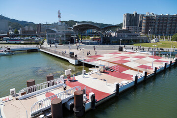 大津港の桟橋