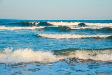 九十九里浜でのサーフィン