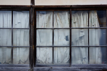 廃屋の窓