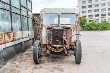 Obraz premium Old Soviet Era Bus