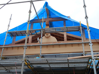 建築中の神社